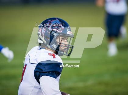Thumbnail 3 in Great Oak @ Serrano photogallery.