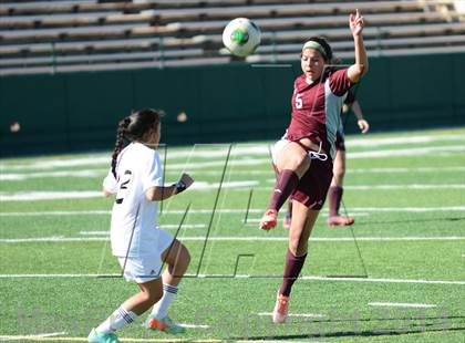 Thumbnail 3 in Midland Lee vs Abilene photogallery.
