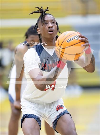 Thumbnail 2 in McDonough vs Westover (GHSA Final Four Playoff) photogallery.