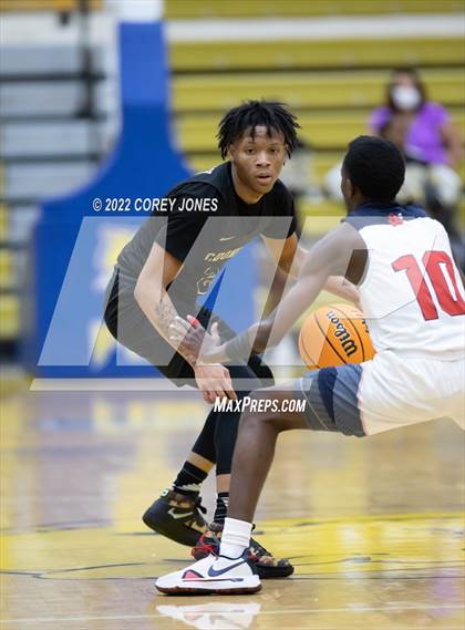 Thumbnail 3 in McDonough vs Westover (GHSA Final Four Playoff) photogallery.