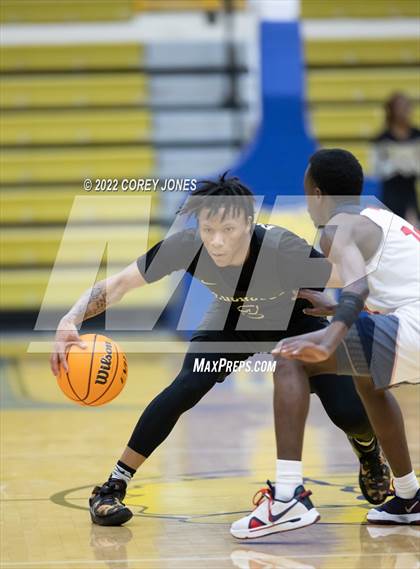 Thumbnail 1 in McDonough vs Westover (GHSA Final Four Playoff) photogallery.