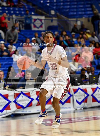 Thumbnail 2 in Earle vs. Marked Tree (AAA 2A Final) photogallery.