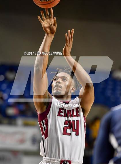 Thumbnail 1 in Earle vs. Marked Tree (AAA 2A Final) photogallery.