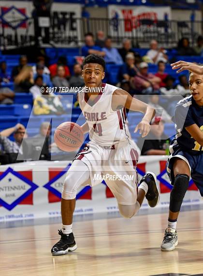 Thumbnail 2 in Earle vs. Marked Tree (AAA 2A Final) photogallery.
