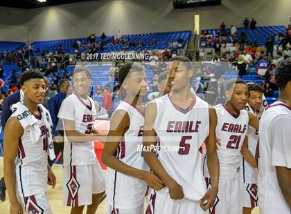 Thumbnail 1 in Earle vs. Marked Tree (AAA 2A Final) photogallery.