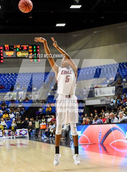 Thumbnail 3 in Earle vs. Marked Tree (AAA 2A Final) photogallery.