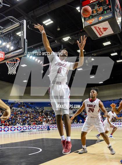 Thumbnail 2 in Earle vs. Marked Tree (AAA 2A Final) photogallery.