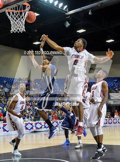 Thumbnail 2 in Earle vs. Marked Tree (AAA 2A Final) photogallery.