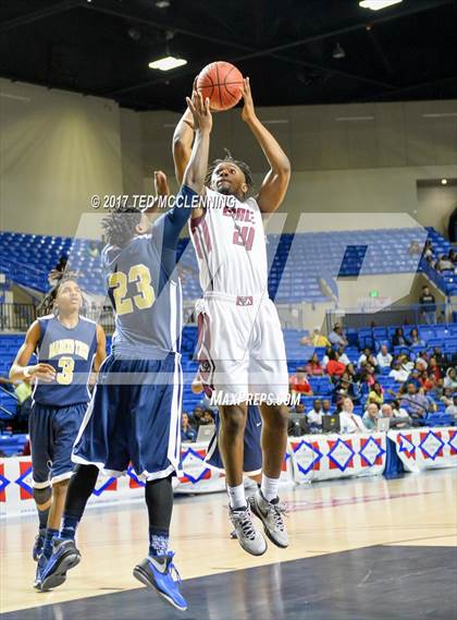 Thumbnail 1 in Earle vs. Marked Tree (AAA 2A Final) photogallery.