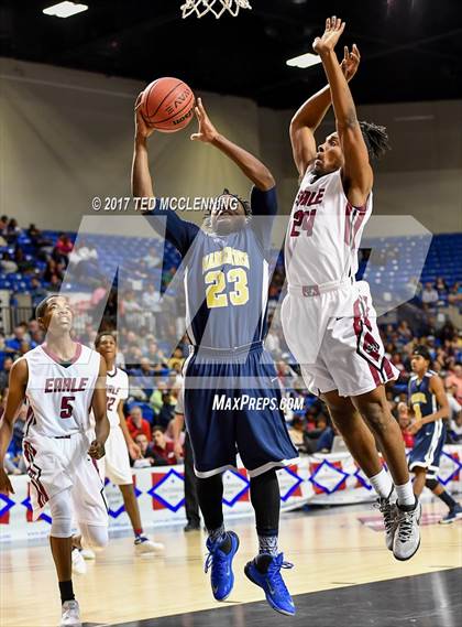 Thumbnail 2 in Earle vs. Marked Tree (AAA 2A Final) photogallery.