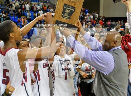 Thumbnail 1 in Earle vs. Marked Tree (AAA 2A Final) photogallery.