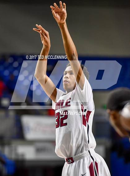 Thumbnail 1 in Earle vs. Marked Tree (AAA 2A Final) photogallery.