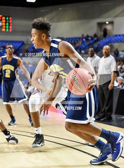 Thumbnail 1 in Earle vs. Marked Tree (AAA 2A Final) photogallery.