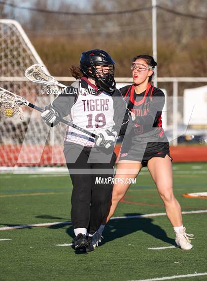 Thumbnail 3 in Guilderland @ Kingston (Scrimmage) photogallery.