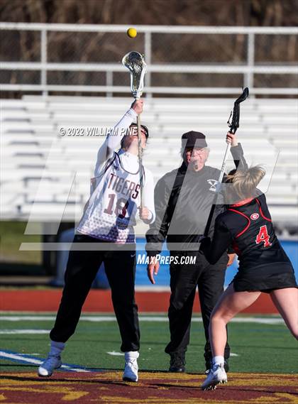 Thumbnail 3 in Guilderland @ Kingston (Scrimmage) photogallery.