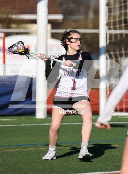 Thumbnail 2 in Guilderland @ Kingston (Scrimmage) photogallery.