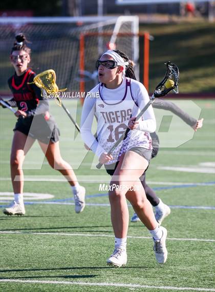 Thumbnail 2 in Guilderland @ Kingston (Scrimmage) photogallery.