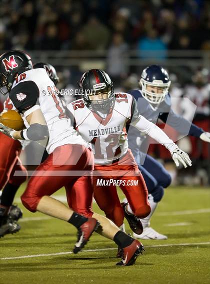Thumbnail 2 in Meadville vs Oil City (PIAA D10 5A Championship) photogallery.