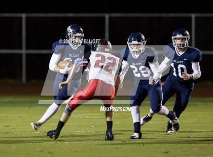 Thumbnail 1 in Meadville vs Oil City (PIAA D10 5A Championship) photogallery.