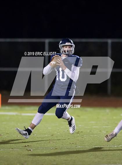 Thumbnail 2 in Meadville vs Oil City (PIAA D10 5A Championship) photogallery.