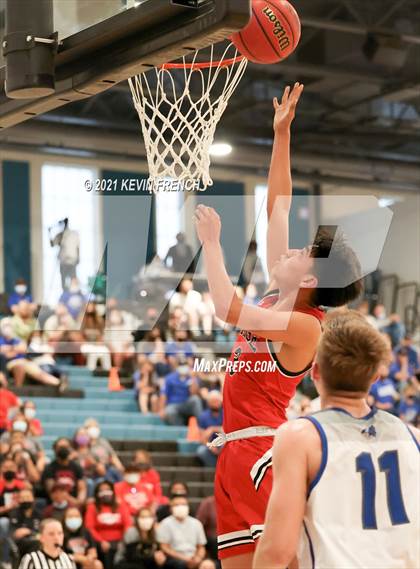 Thumbnail 2 in Page vs. Snowflake (AIA 3A Final) photogallery.