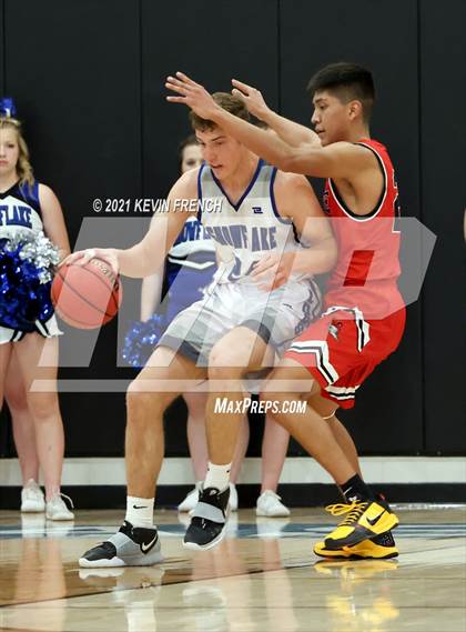 Thumbnail 3 in Page vs. Snowflake (AIA 3A Final) photogallery.