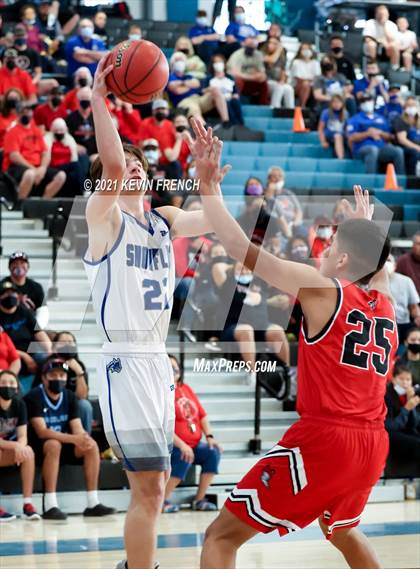 Thumbnail 3 in Page vs. Snowflake (AIA 3A Final) photogallery.
