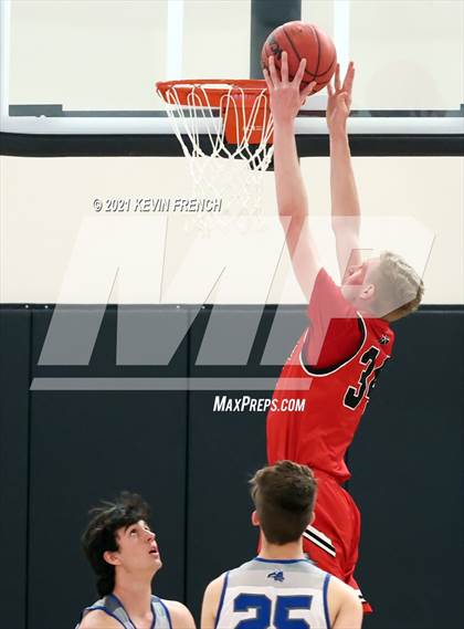 Thumbnail 3 in Page vs. Snowflake (AIA 3A Final) photogallery.
