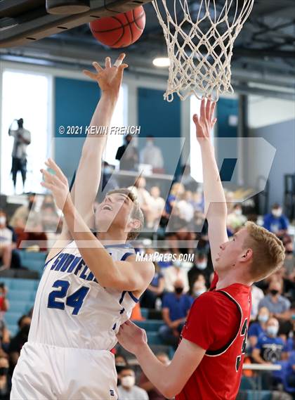 Thumbnail 2 in Page vs. Snowflake (AIA 3A Final) photogallery.