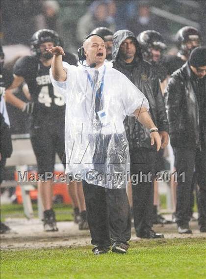 Thumbnail 1 in De La Salle vs. Servite (CIF State Open Division Final) photogallery.