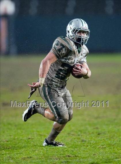 Thumbnail 1 in De La Salle vs. Servite (CIF State Open Division Final) photogallery.