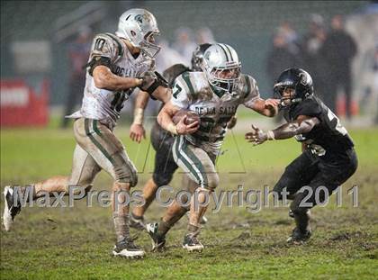 Thumbnail 1 in De La Salle vs. Servite (CIF State Open Division Final) photogallery.
