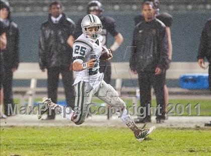 Thumbnail 1 in De La Salle vs. Servite (CIF State Open Division Final) photogallery.