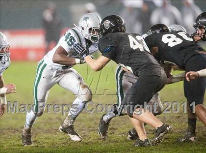 Thumbnail 2 in De La Salle vs. Servite (CIF State Open Division Final) photogallery.