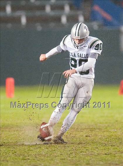 Thumbnail 1 in De La Salle vs. Servite (CIF State Open Division Final) photogallery.