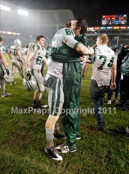 Thumbnail 2 in De La Salle vs. Servite (CIF State Open Division Final) photogallery.