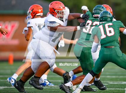 Thumbnail 3 in The Woodlands (green) vs Grand Oaks (blue) photogallery.