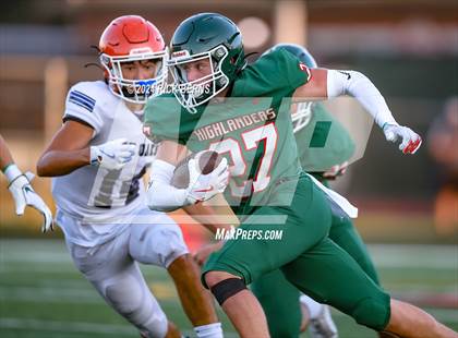 Thumbnail 1 in The Woodlands (green) vs Grand Oaks (blue) photogallery.