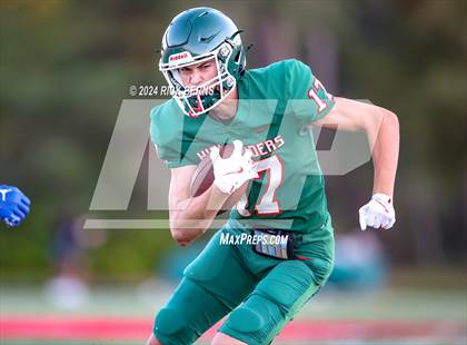 Thumbnail 2 in The Woodlands (green) vs Grand Oaks (blue) photogallery.