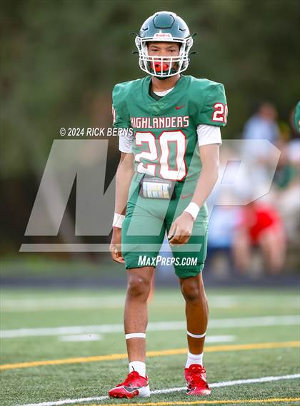 Thumbnail 3 in The Woodlands (green) vs Grand Oaks (blue) photogallery.