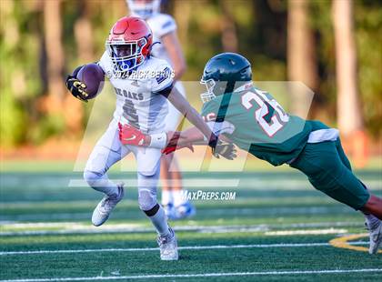 Thumbnail 3 in The Woodlands (green) vs Grand Oaks (blue) photogallery.