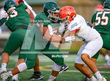 Thumbnail 1 in The Woodlands (green) vs Grand Oaks (blue) photogallery.