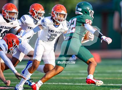 Thumbnail 2 in The Woodlands (green) vs Grand Oaks (blue) photogallery.
