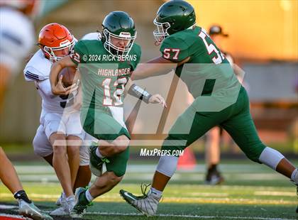 Thumbnail 1 in The Woodlands (green) vs Grand Oaks (blue) photogallery.