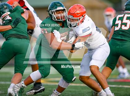 Thumbnail 2 in The Woodlands (green) vs Grand Oaks (blue) photogallery.