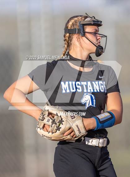 Thumbnail 3 in Lincoln Southwest @ Millard North photogallery.