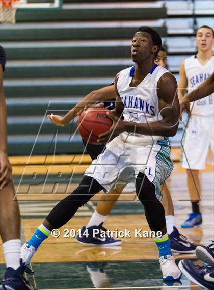 Thumbnail 3 in South Lakes vs. National Christian Academy (George Long Holiday Hoops Tournament) photogallery.