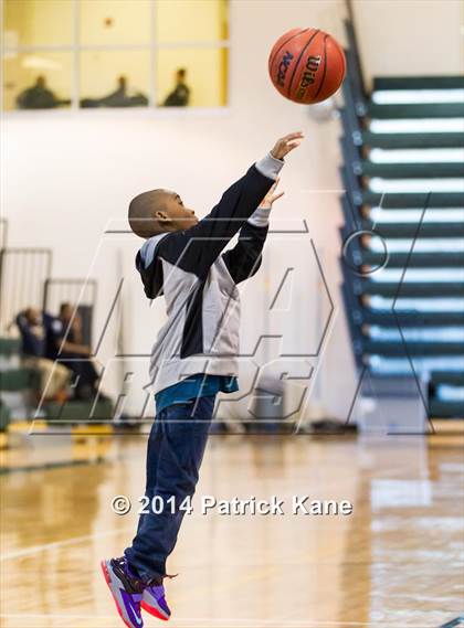 Thumbnail 3 in South Lakes vs. National Christian Academy (George Long Holiday Hoops Tournament) photogallery.