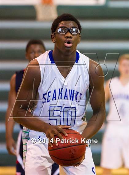 Thumbnail 2 in South Lakes vs. National Christian Academy (George Long Holiday Hoops Tournament) photogallery.