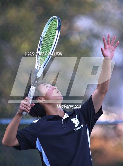 Thumbnail 3 in Kennedy Catholic @ Kentwood photogallery.